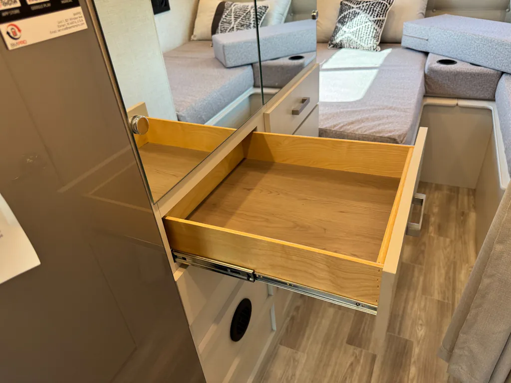 2026 Thor Motor Coach Axis 26.2, Photos photo 32