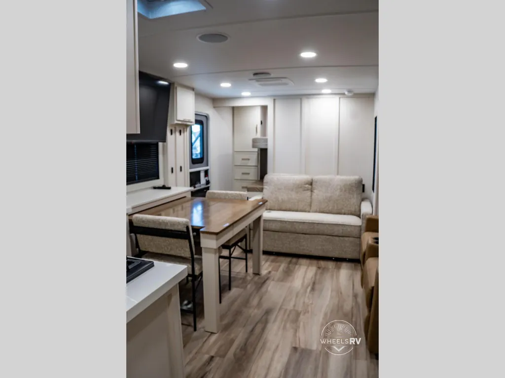 2027 Brinkley Model I 294, Photos photo 40