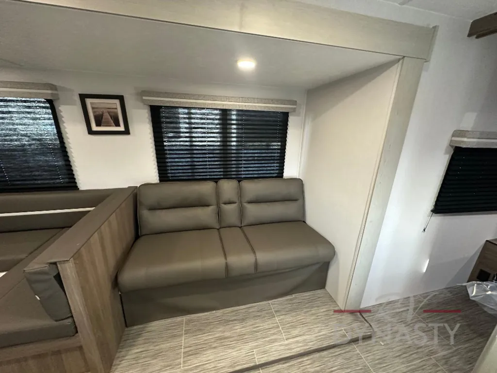 2025 Coachmen Freedom Express Select 31SE, Photos photo 47