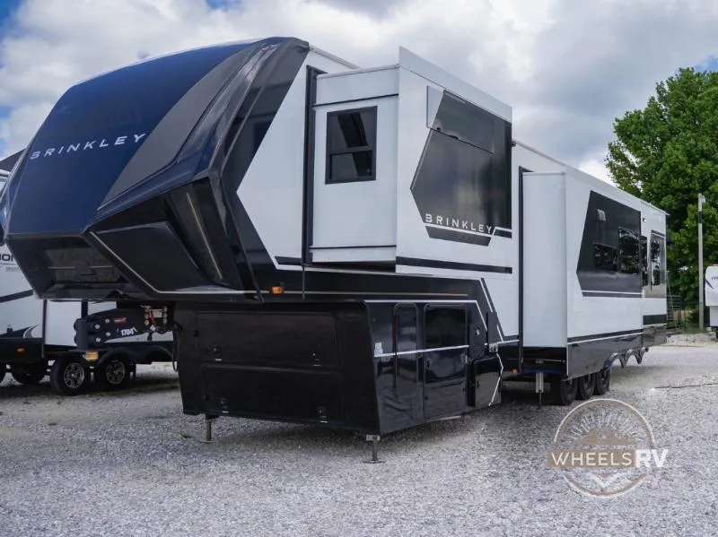 2025 Brinkley Model G 4100 - Photo 3