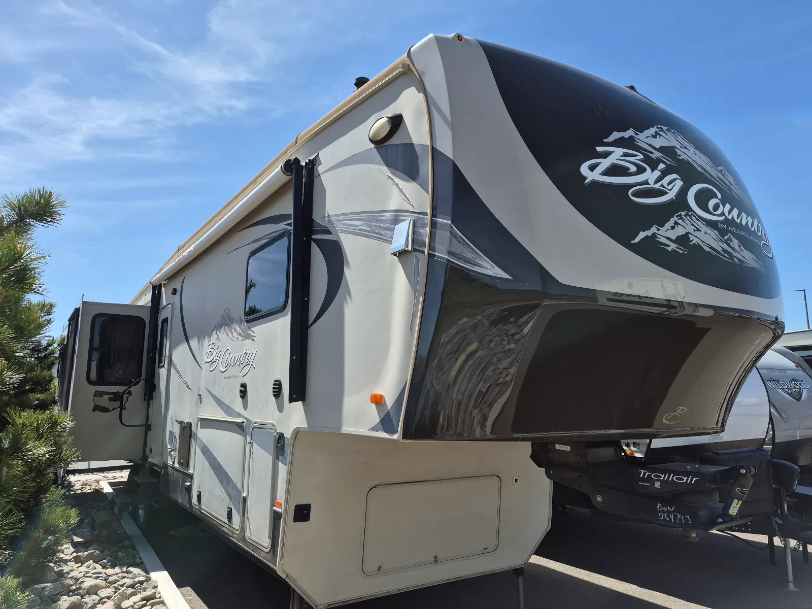 2013 Heartland Big Country 3450TS - Photo 2