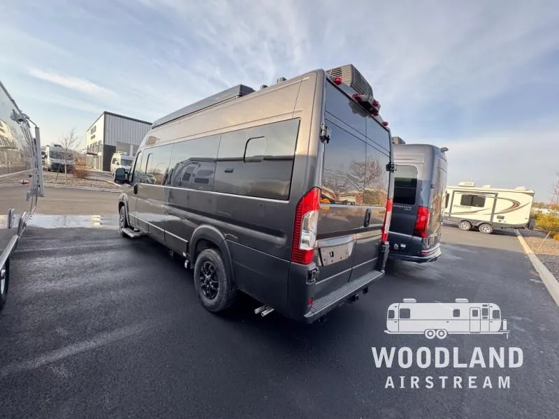 2026 Airstream Rangeline New    Std. Model - Photo 2