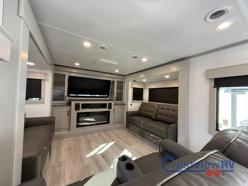 2026 Keystone Montana High Country 377FL, Photos photo 6