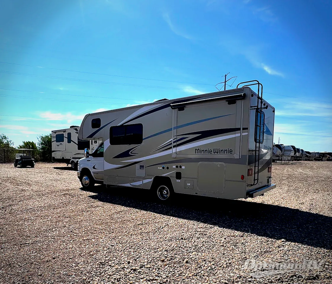 2024 Winnebago Minnie Winnie 22M - Photo 3