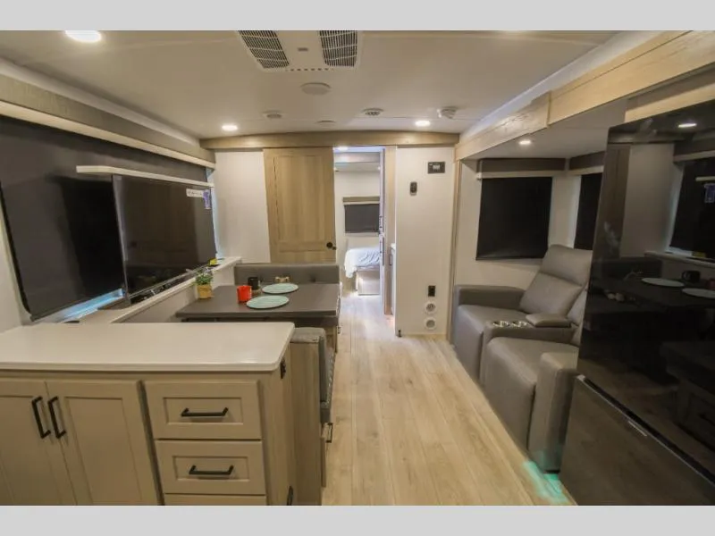 2026 Forest River Rockwood Ultra Lite 2619FK - Photo 4