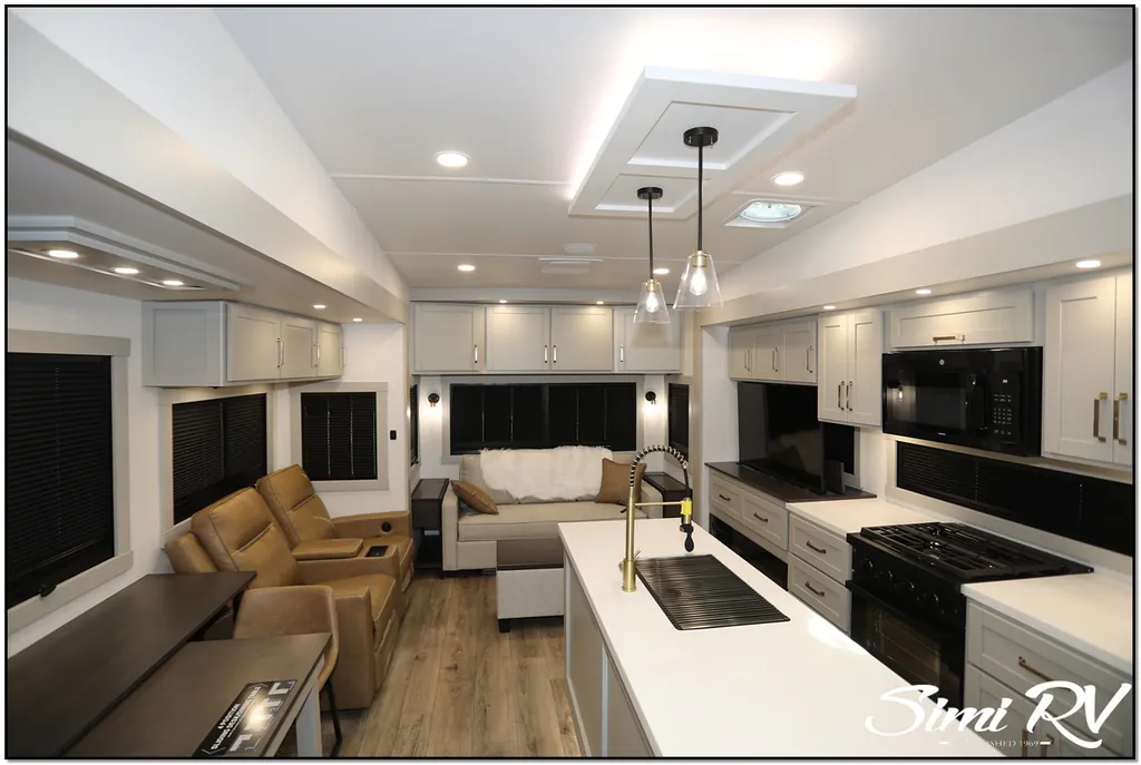 2026 Brinkley Model Z 3600, Photos photo 16
