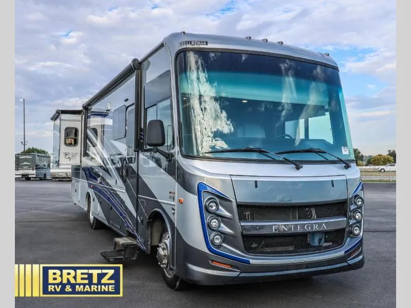 2023 Entegra Coach Vision XL 34B - Photo 2