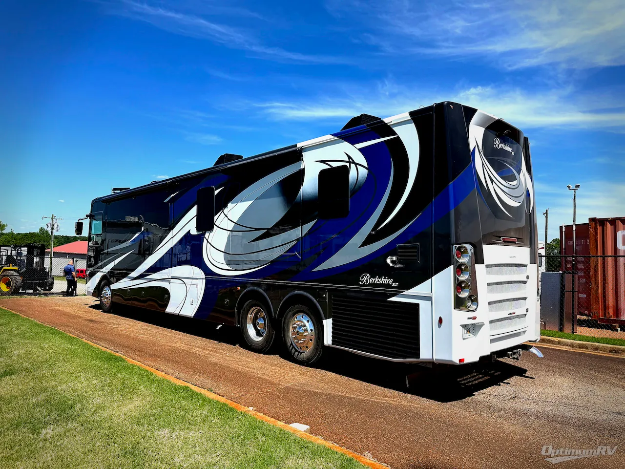 2023 Forest River Berkshire XLT 45CA - Photo 4