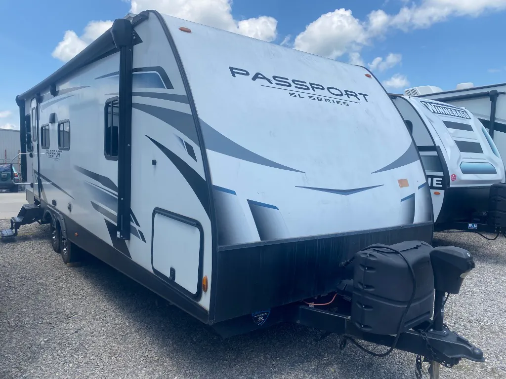 2022 Keystone Passport SL 252RD - Photo 2