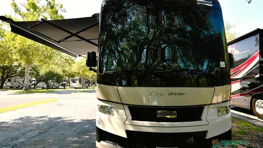 2026 Newmar Bay Star 3114 - Photo 3