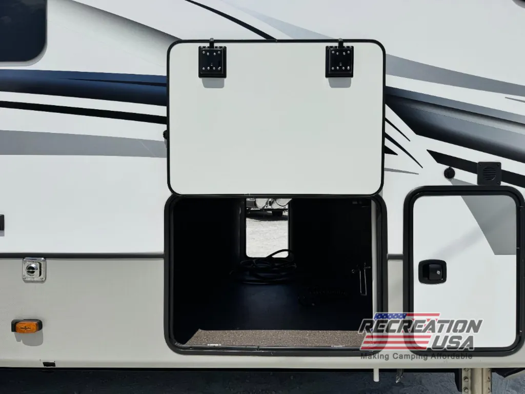 2023 Keystone Avalanche 390DS, Photos photo 59