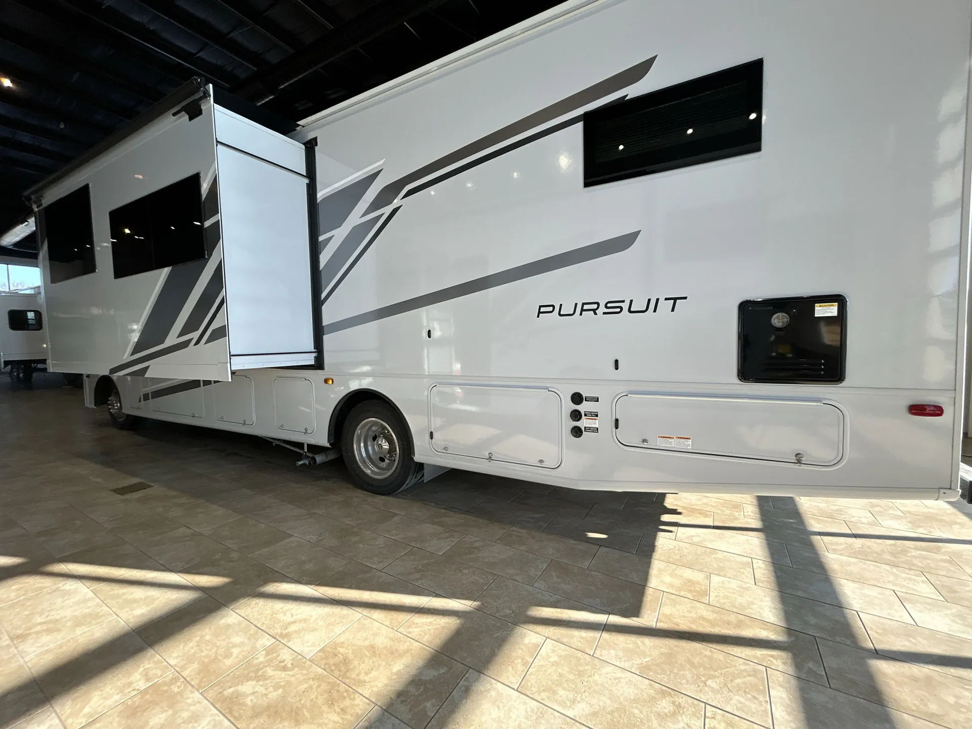 2026 Coachmen Pursuit 31TS — living area main