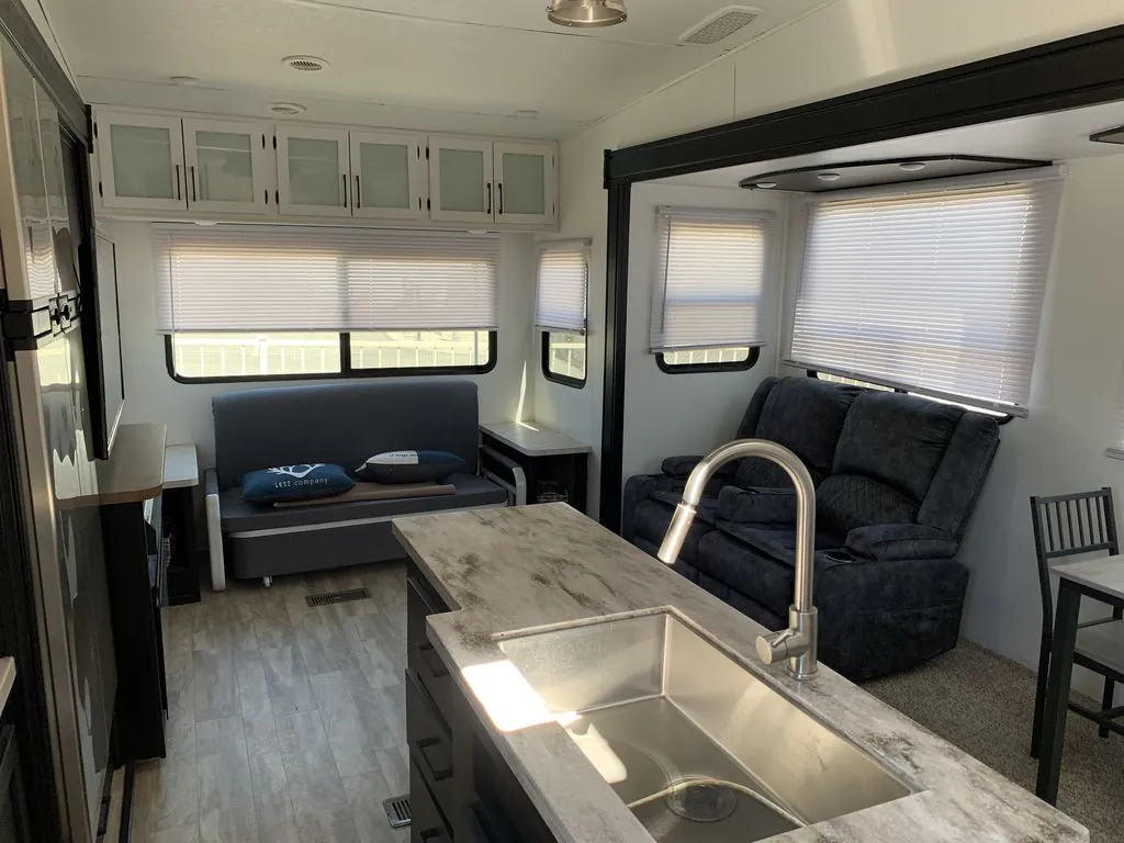 2019 Prime Time Crusader 315RSK - Photo 2