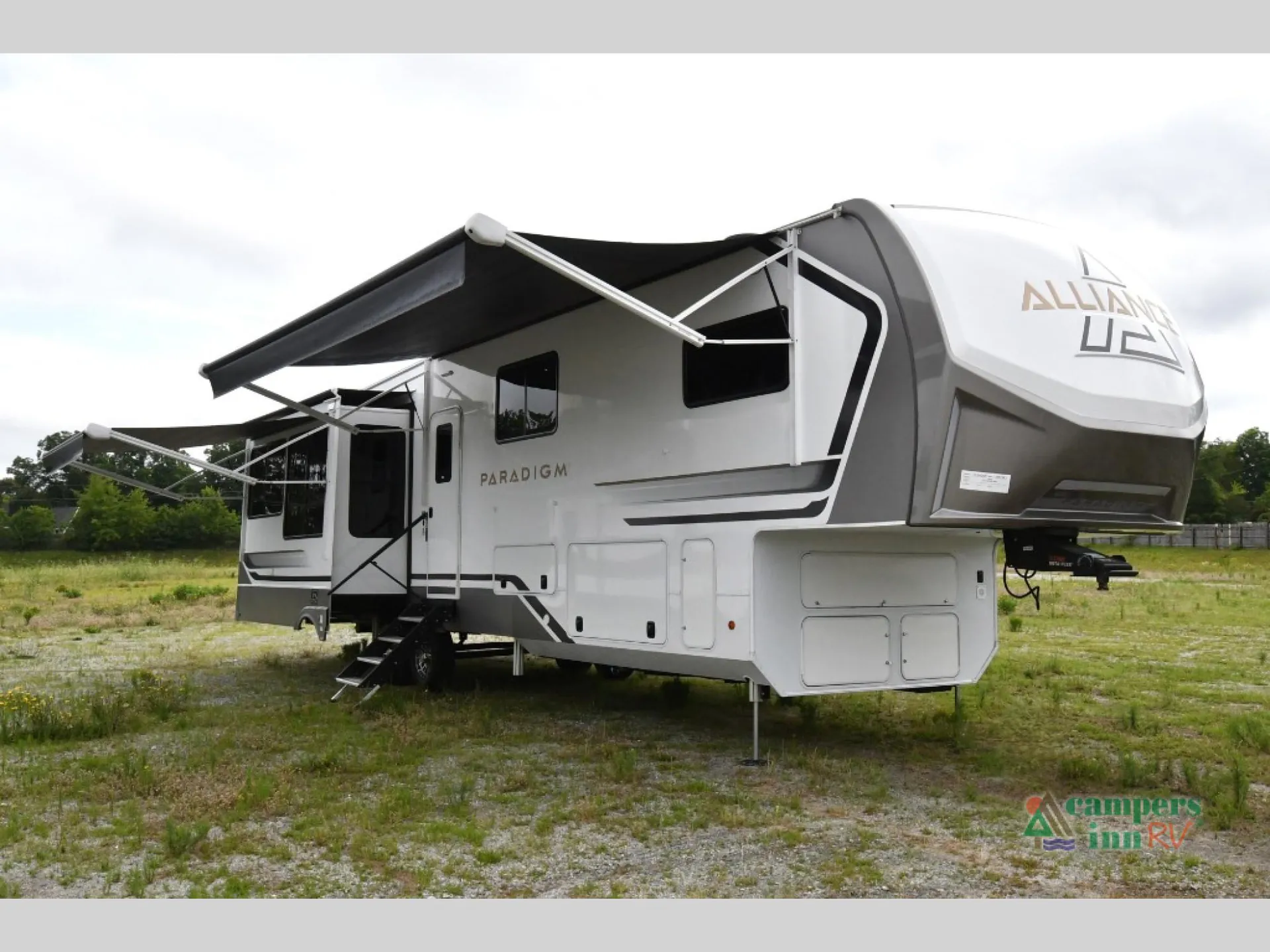 2025 Alliance RV Paradigm 380MP - Photo 3