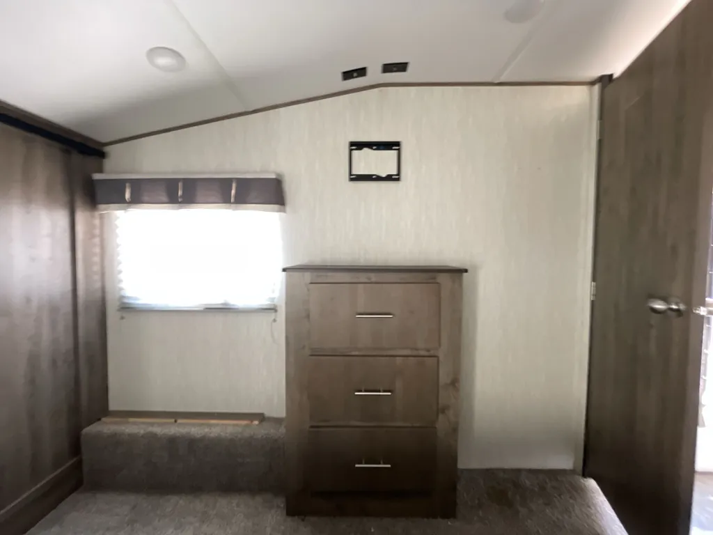 2019 Forest River Sabre 36BHQ, Photos photo 25
