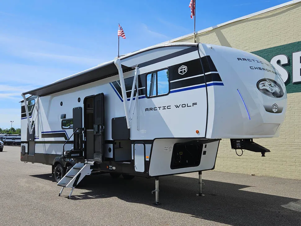 2027 Forest River Cherokee Arctic Wolf 285OPT - Photo 2