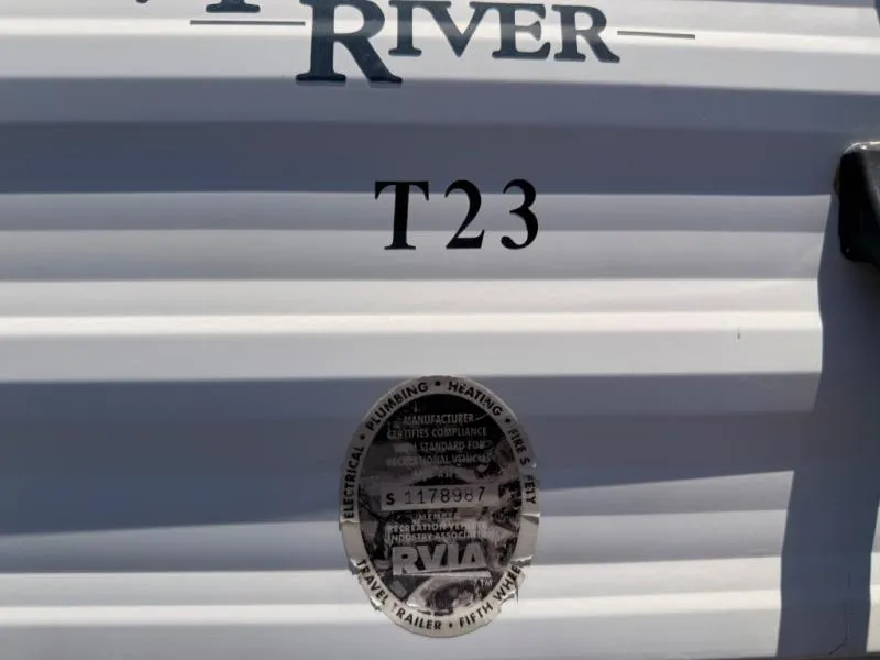 2004 Forest River RV Salem 23TFBL - Photo 4