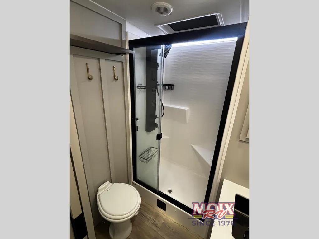 2025 Brinkley Model Z Air 285, Photos photo 45