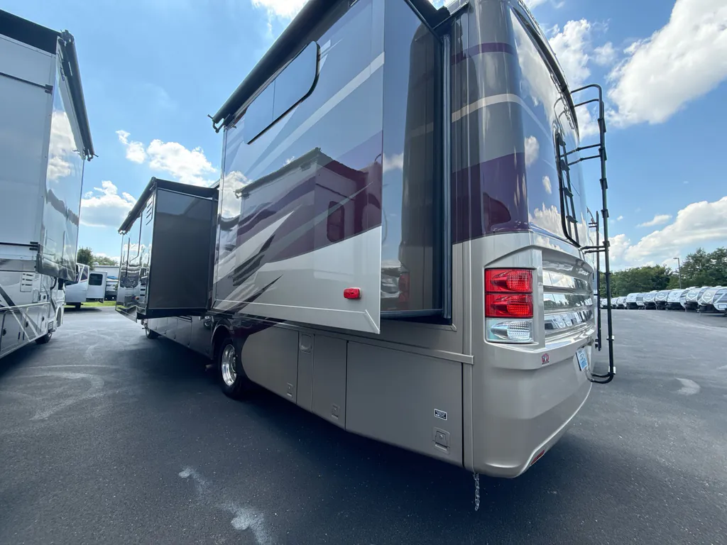 2015 Newmar Canyon Star 3914, Photos photo 6