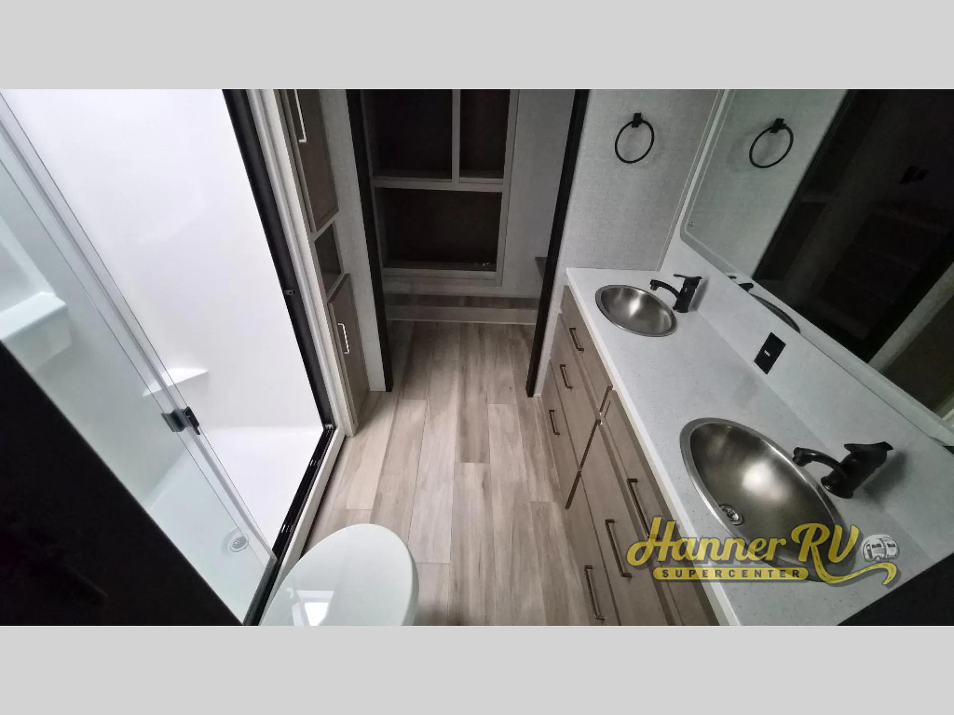 2027 Forest River Wildwood Heritage Glen 380WDR — Photo 6
