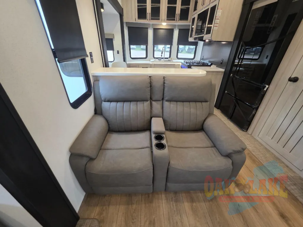 2027 Forest River Puma Vista 403LFT, Photos photo 14