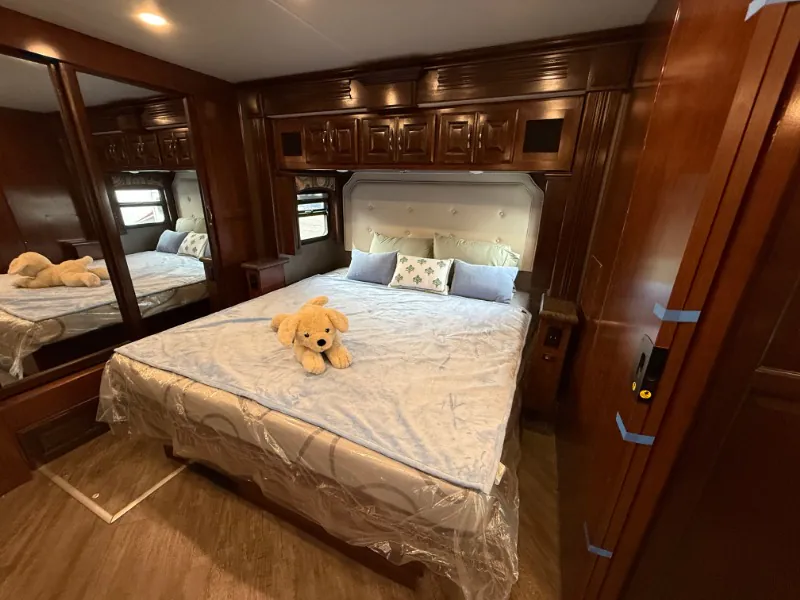 2018 Fleetwood Pace Arrow LXE 37R, Photos photo 9