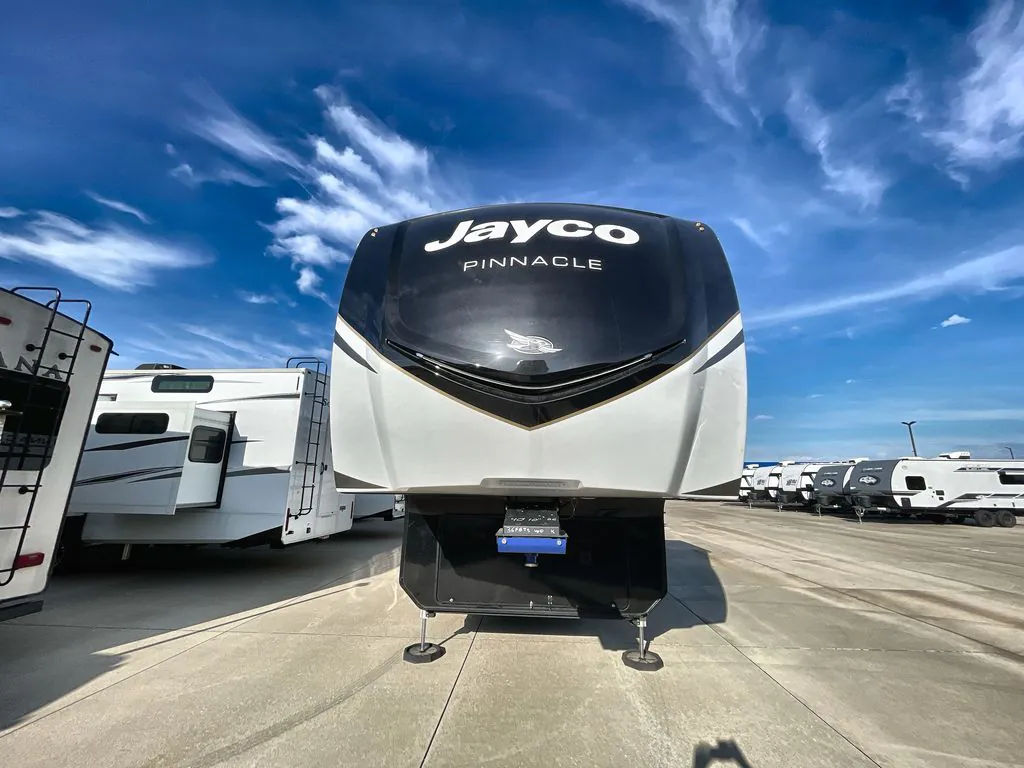 2026 Jayco Pinnacle 36FBTS, Photos photo 4