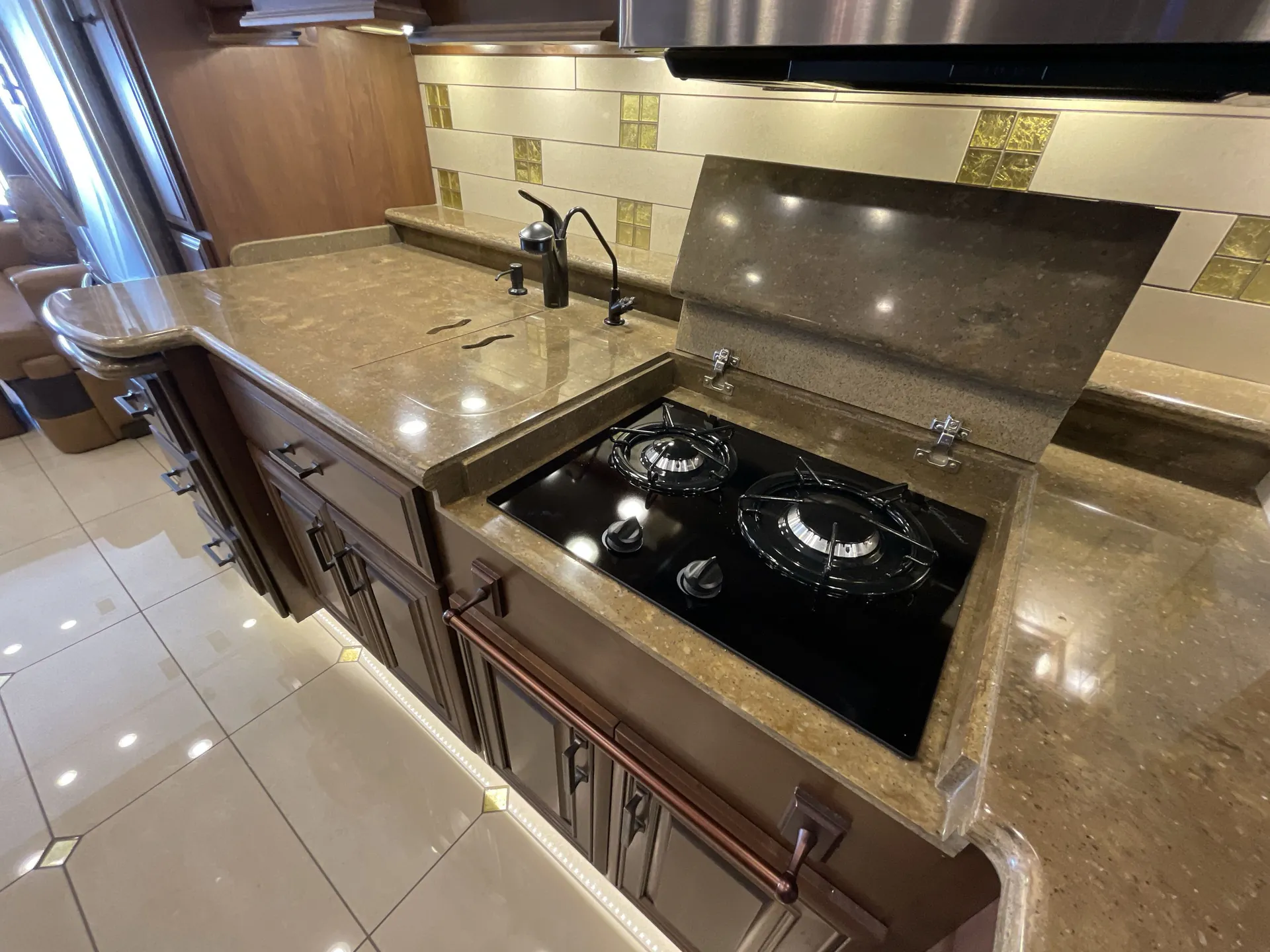 2015 Entegra Coach Aspire 42RBQ — living area main