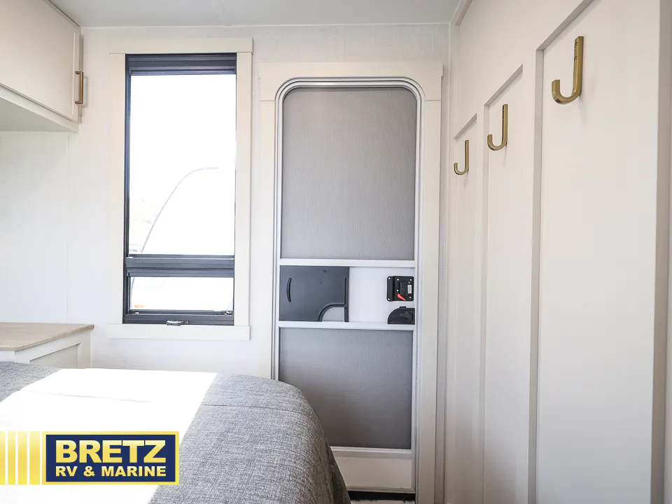 2027 Brinkley Model I 294, Photos photo 42