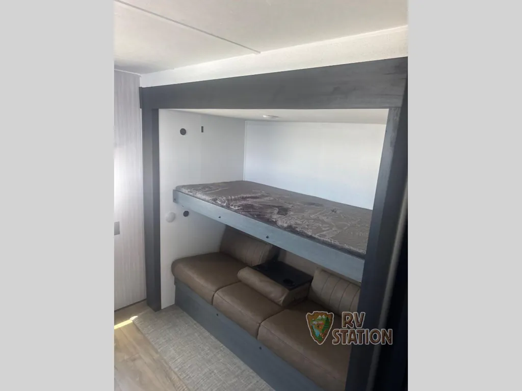 2027 Forest River Puma 32BHQS, Photos photo 15