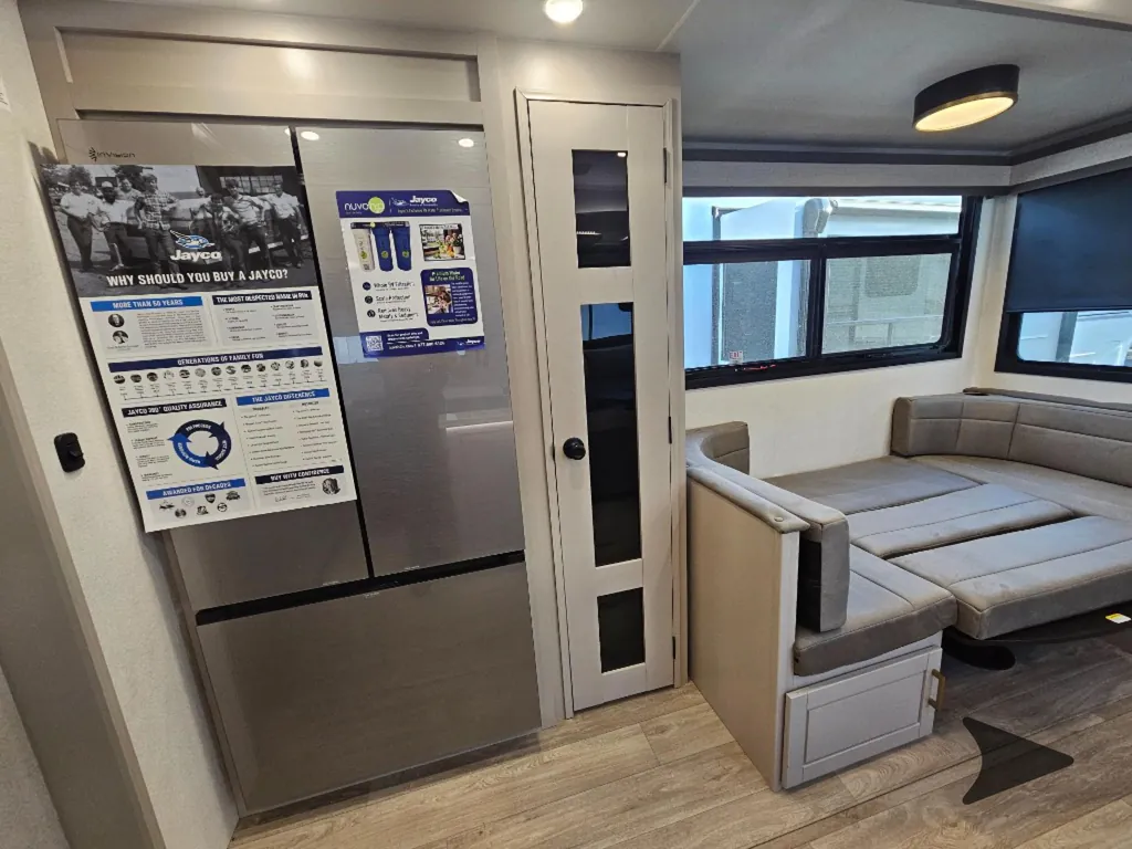 2027 Jayco North Point 391TBBH, Photos photo 36