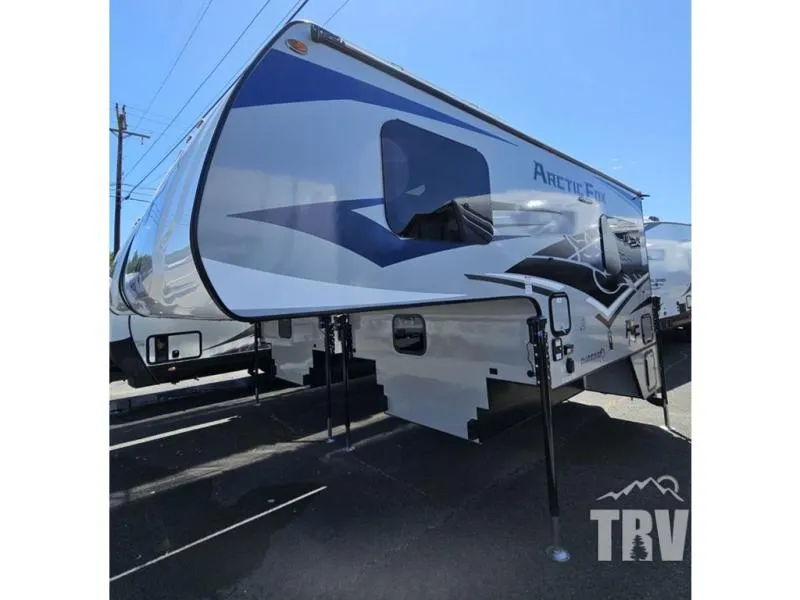 2024 Northwood Arctic Fox Camper 865 - Photo 2