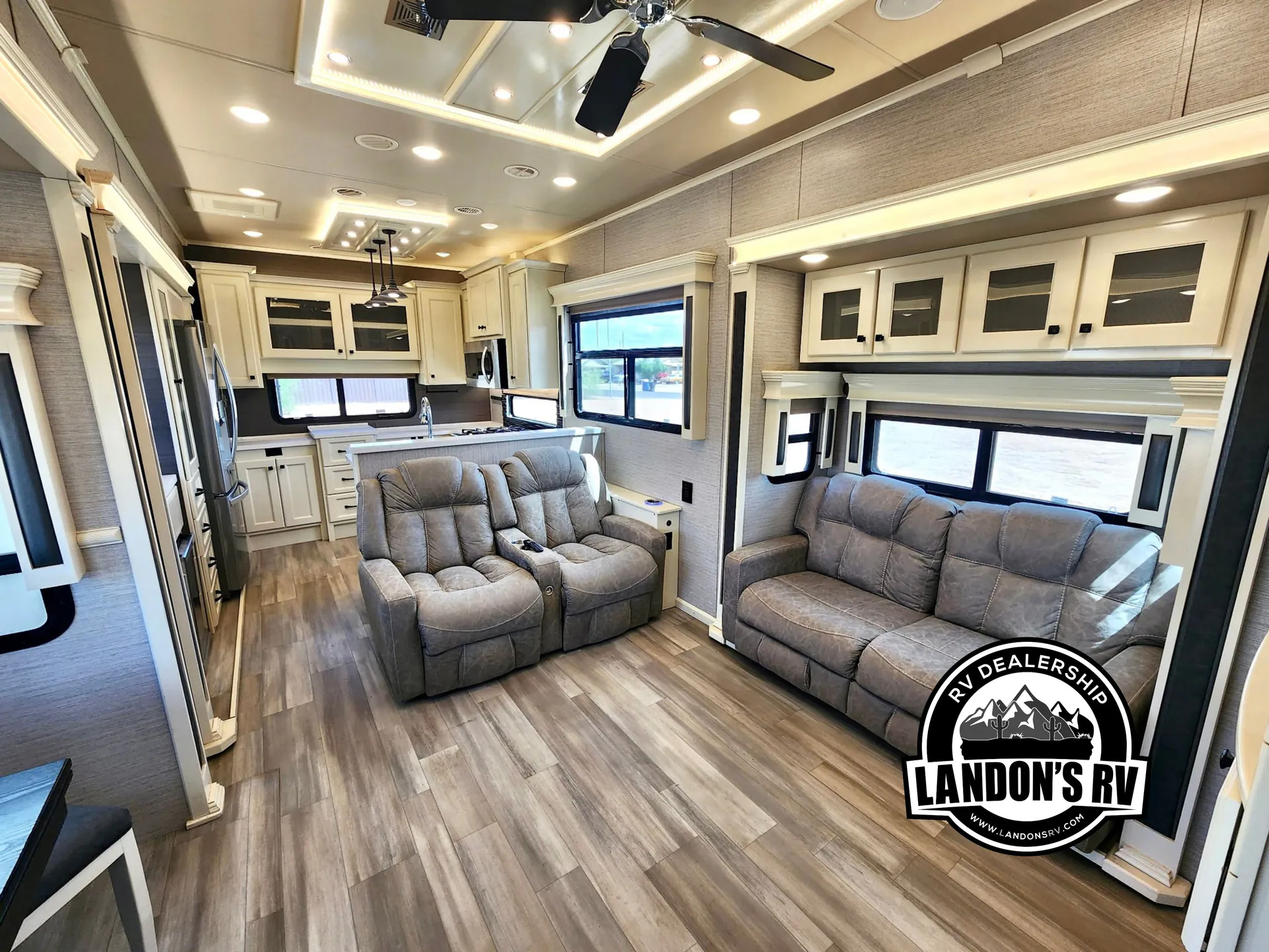 2022 Vanleigh Beacon 41LKB - Photo 2