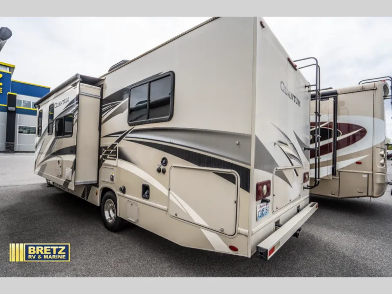 2020 Thor Motor Coach Quantum Used    RW28 - Photo 4