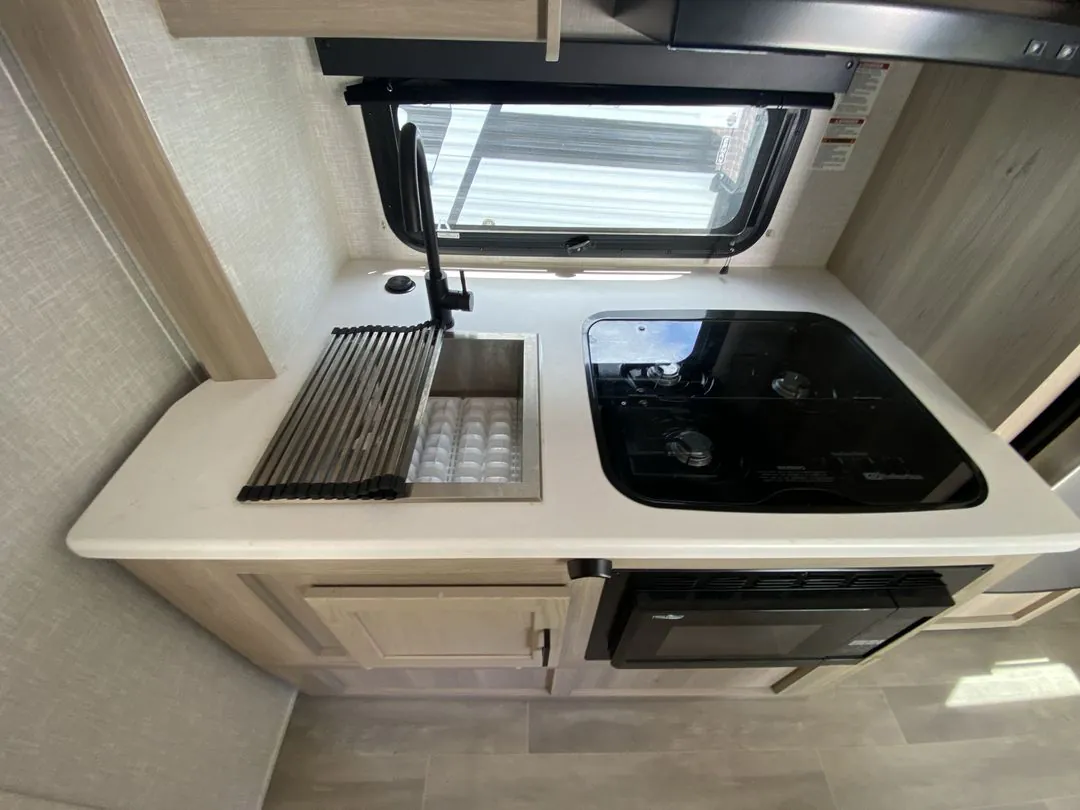 2023 Forest River Rockwood Geo Pro G19FD — Photo 6