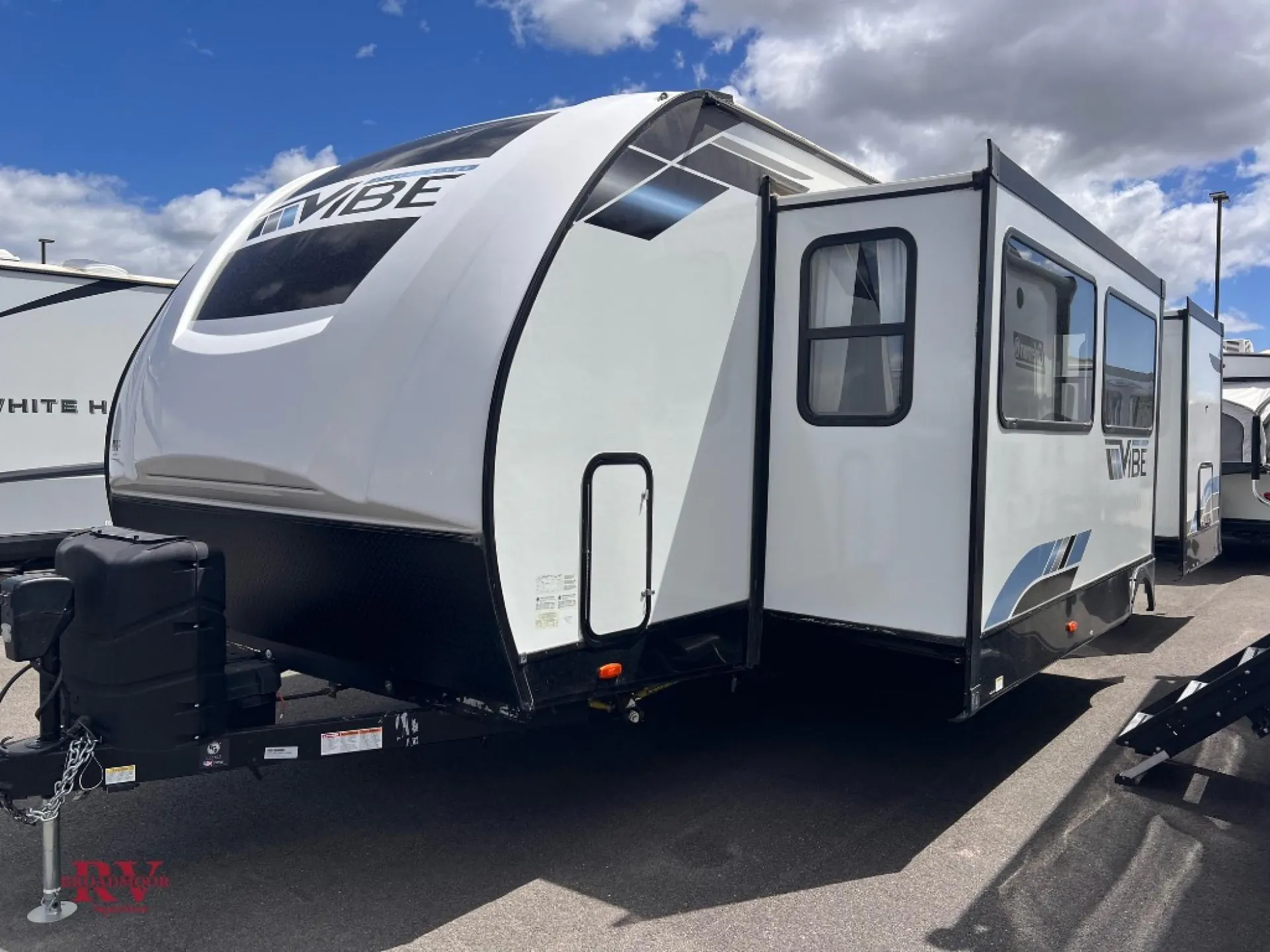 2021 Forest River Vibe 27FK - Photo 3