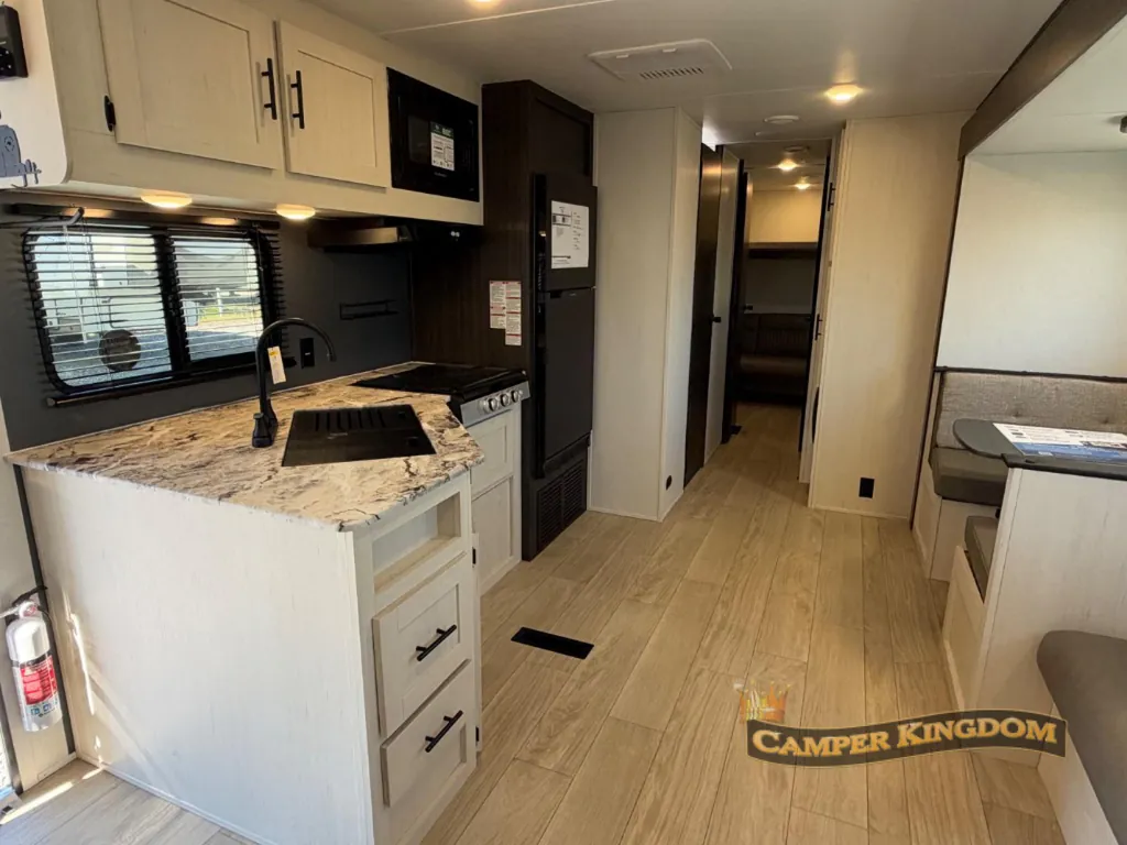 2027 Shasta I-5 530BQB, Photos photo 9