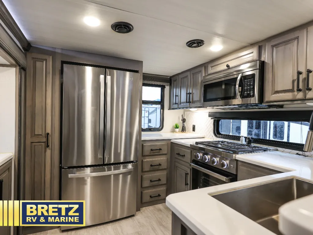 2023 Keystone Montana 3901RK, Photos photo 13