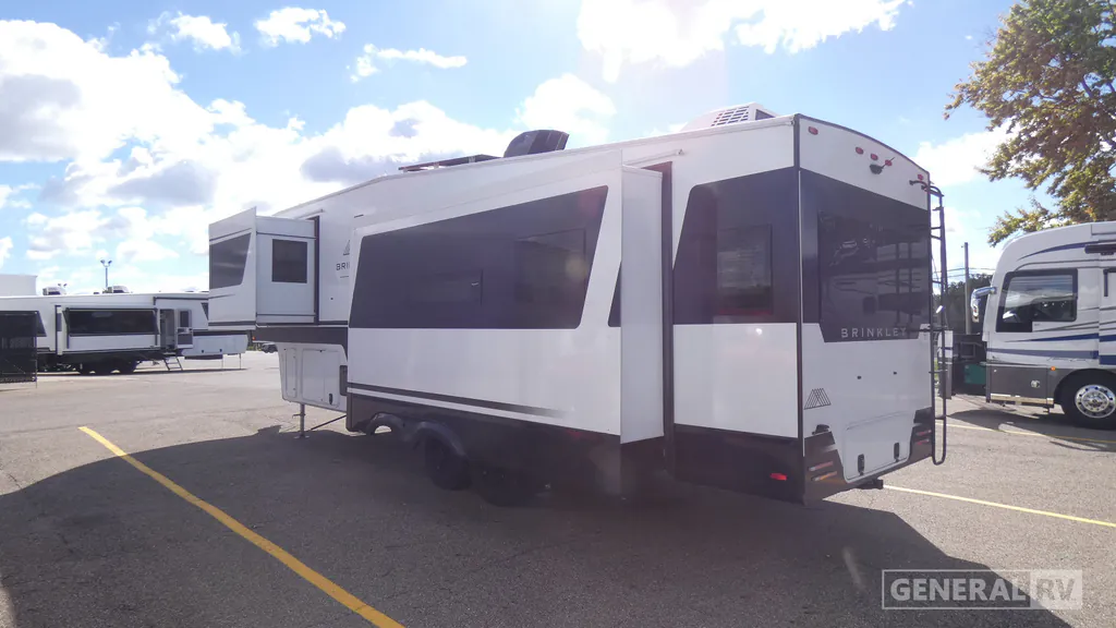 2024 Brinkley Model Z 3100, Photos photo 3