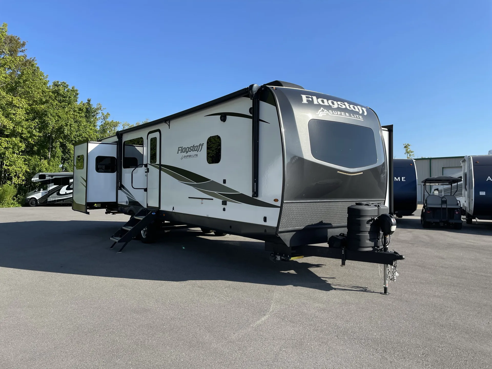2024 Forest River Flagstaff Super Lite 29RLS - Photo 2