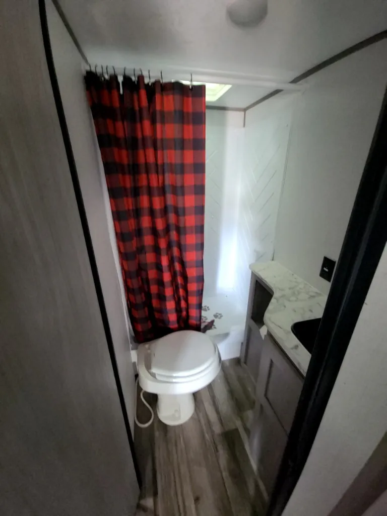 2024 Dutchmen Coleman Lantern LT 18BH, Photos photo 17