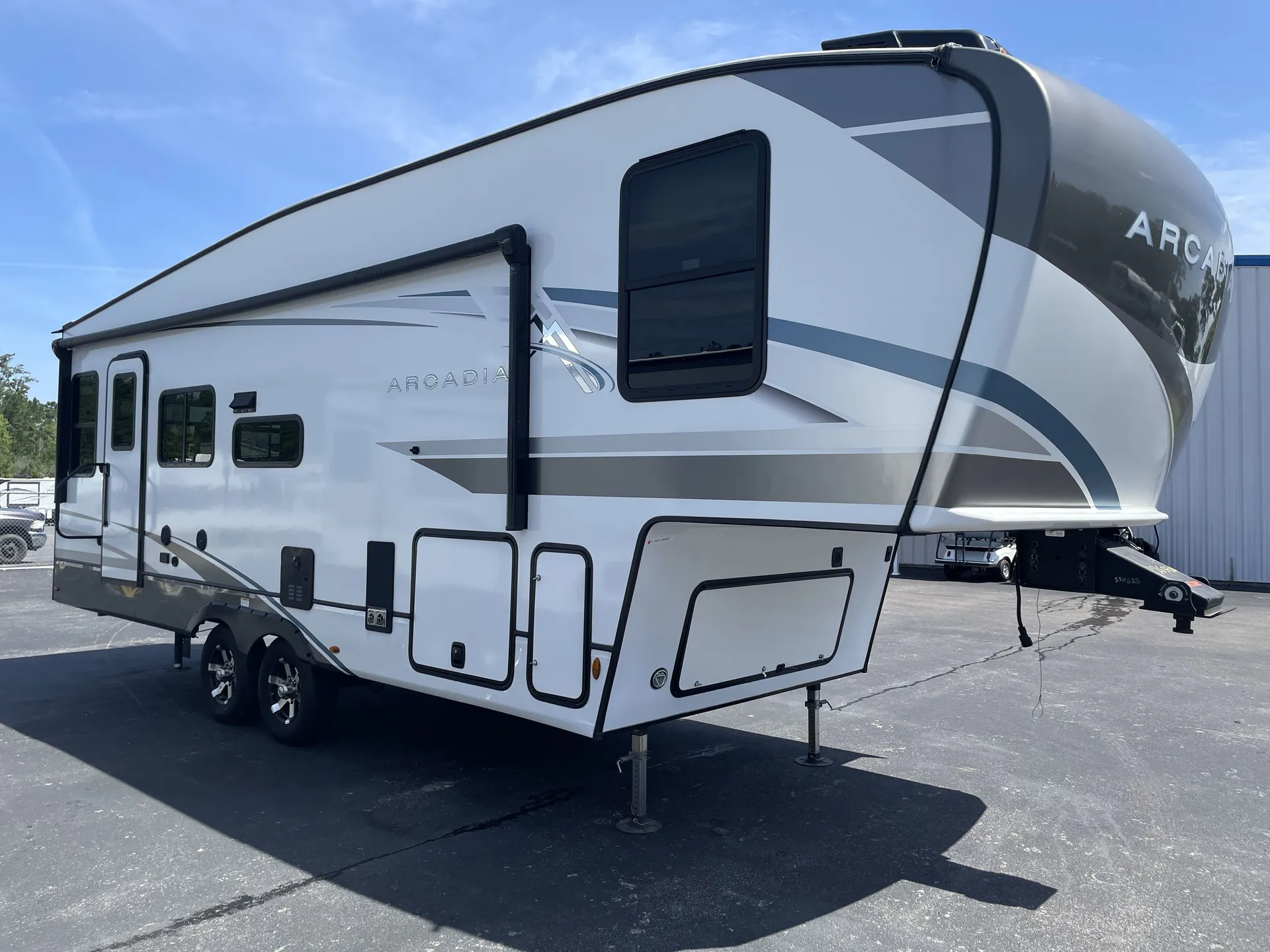 2024 Keystone Arcadia Super Lite 253SLRD dealer photo 1 from Camping World