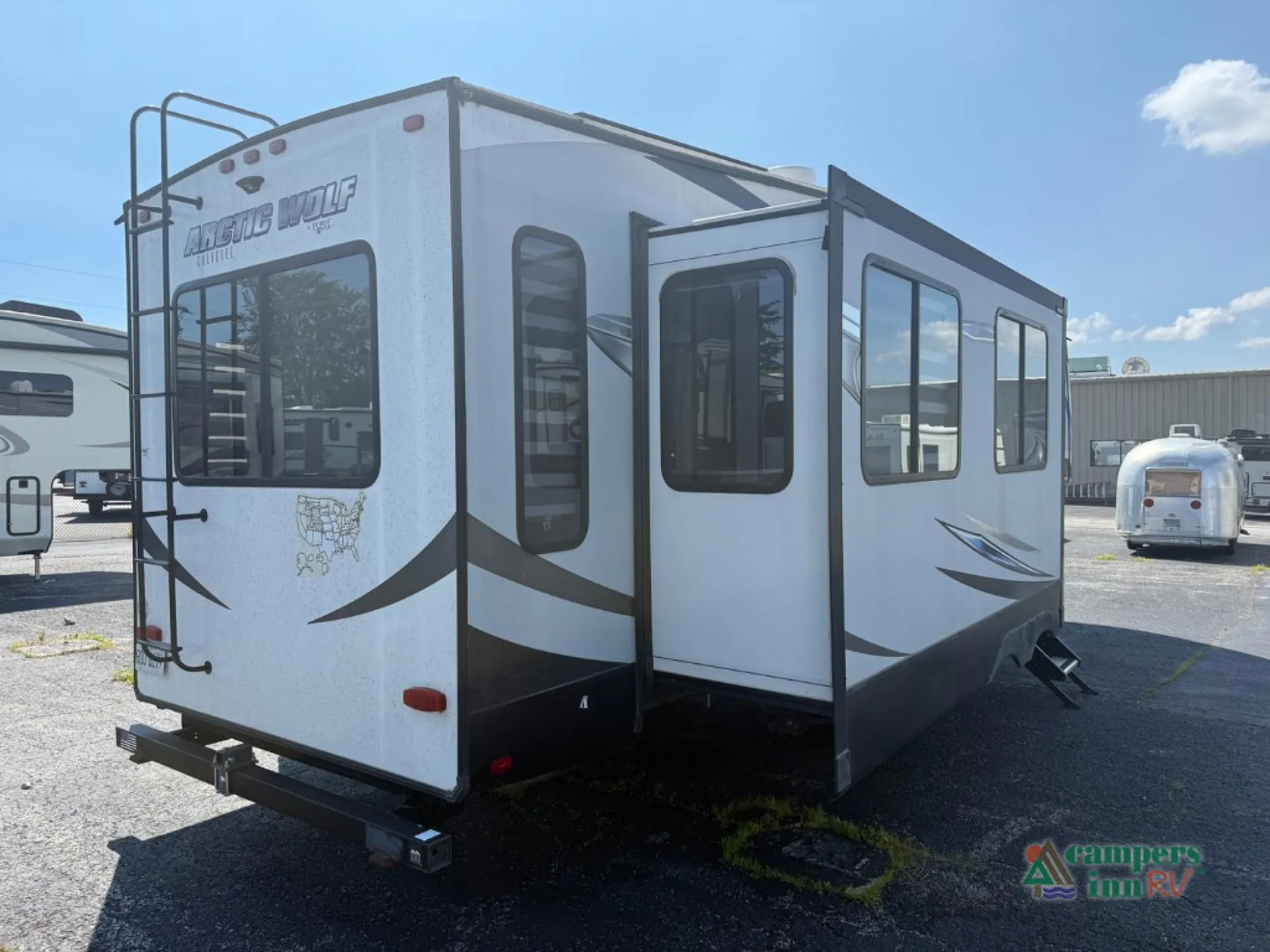 2021 Forest River Cherokee Arctic Wolf 291RL - Photo 3
