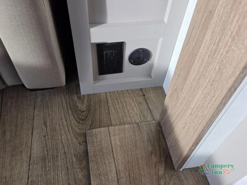 2026 Alliance RV Delta 292RL - Photo 3