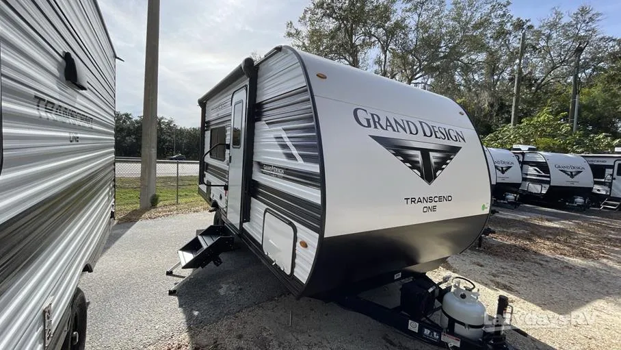 2026 Grand Design Transcend One 151RB - Photo 2