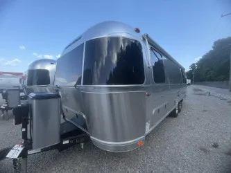 2026 Airstream Globetrotter 27FB - Photo 3