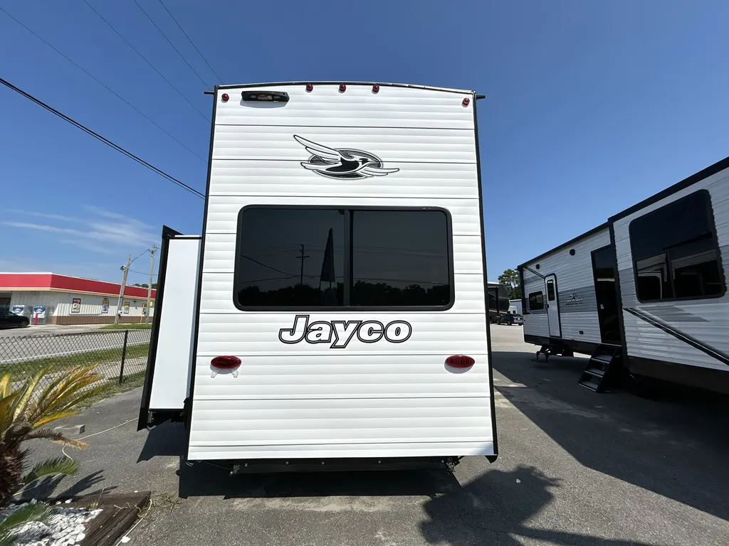 2027 Jayco Jay Flight Bungalow 401LOFT DS, Photos photo 7