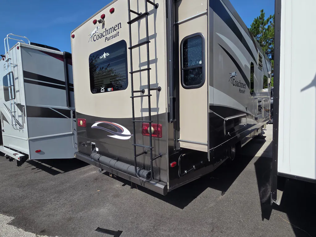 2017 Coachmen Pursuit 27KB, Photos photo 7