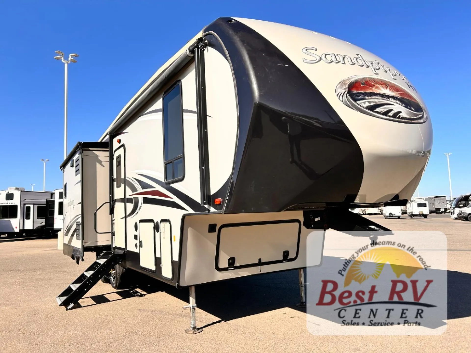 2018 Forest River Sandpiper HT 3250IK - Photo 2