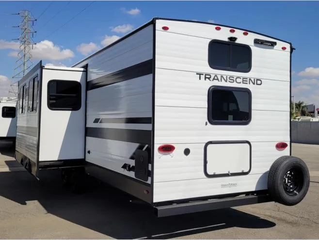2026 Grand Design Transcend 305BHT - Photo 4